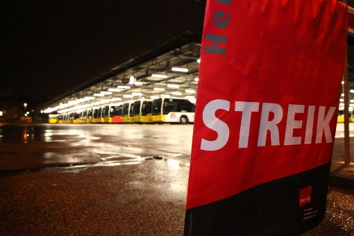 Streik im öffentlichen Dienst: Am Mittwoch bleiben die Busse und Bahnen der SSB in Stuttgart im Depot. Foto: Beytekin