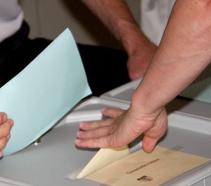 Sieht so einfach aus, ist es aber nicht, wenn die unechte Teilortswahl hineinspielt: Wählen in Deißlingen. Foto: Fussnegger Foto: Schwarzwälder-Bote