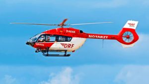 Mit einem DRF-Luftrettungs-Hubschrauber wurde der verletzte Motorradfahrer in ein Krankenhaus geflogen. (Symbolbild) Foto: Markus Mainka - stock.adobe.com