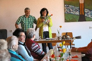 Ingrid  und Wolfgang Schyle gestalteten einen Erzählnachmittag. Foto: Kommert Foto: Schwarzwälder-Bote
