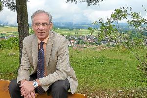 Bürgermeister Frank Buob lässt Egenhausen hinter sich.  Foto: Schweikardt Foto: Schwarzwälder-Bote