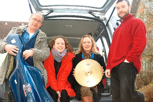 Vier Musiker wollen am Samstag in Gauselfingen ihre Zuhörer auf eine musikalisch-poetische Lebensreise entführen. Foto: Rohn Foto: Schwarzwälder-Bote