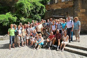 Die Teilnehmer an der deutsch-französischen Wanderwoche in Frankreich stellten sich zum Gruppenfoto auf. Foto: Gaus Foto: Schwarzwälder-Bote