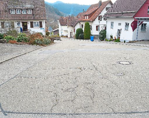 Der Äckerhofweg soll 2017 für 100000 Euro saniert werden Foto: Herzog Foto: Schwarzwälder-Bote