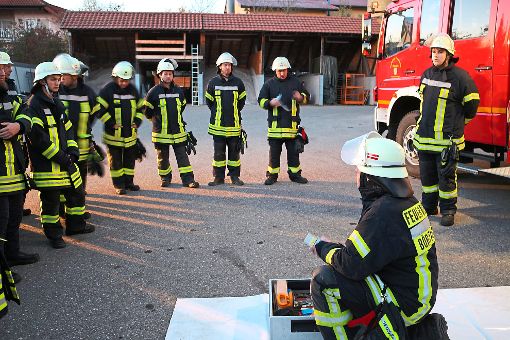 Die Starzacher Feuerwehr hält sich mit Fortbildungen stets auf dem neuesten Stand. Foto: Bieger Foto: Schwarzwälder-Bote