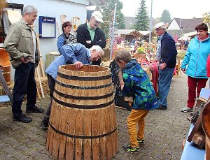 Der Platz rund ums Gemeinschaftshaus Hondingen wird beim Hondinger Herbst am Montag, 3. Oktober, zu einem  historischen Markt mit vielfältigen Angeboten verwandelt.  Foto: Bäurer Foto: Schwarzwälder-Bote