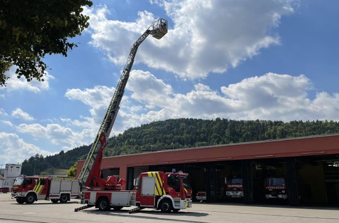 Für alle Fälle gewappnet: Feuerwehr Oberndorf stellt ihre Einsatzfahrzeuge vor