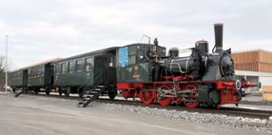 Der historische Zug der SWEG war zuletzt um Ottenhöfen im Einsatz. Foto: Baublies