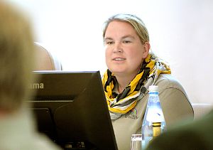 Petra Bubeck, die Leiterin des Kinder- und Jugendbüros,  gab im Gemeinderat ihren  Bericht ab.  Foto: Rapthel-Kieser Foto: Schwarzwälder-Bote