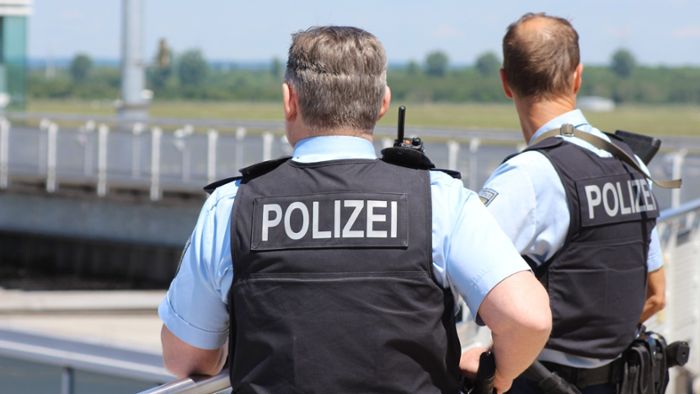 Vater unter Drogeneinfluss verletzt in Bad Wildbad Polizisten