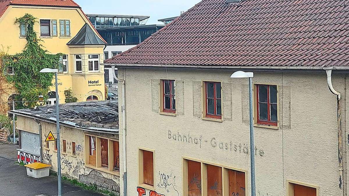 Abriss in Balingen: Bahnhofs-Schandfleck kommt endlich weg