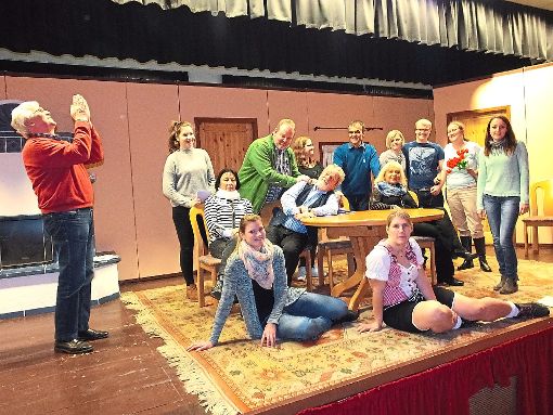 Das Ensemble des Würzbacher Bauerntheaters sorgt auch mit dem neuen Stück wieder für strapazierte Lachmuskeln.  Foto: Stocker Foto: Schwarzwälder-Bote
