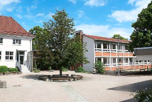 Die Schlossbergschule in Dotternhausen: Für die  weitere Sanierung fehlen jetzt  230 000 Euro aus dem Ausgleichstock. Foto: Visel Foto: Schwarzwälder-Bote