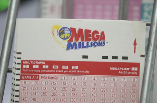 Ein Lottogewinner hat mit einem Schein aus einer Pizzabude über 400 Millionen Dollar gewonnen. Foto: imago images/UPI Photo/John Angelillo