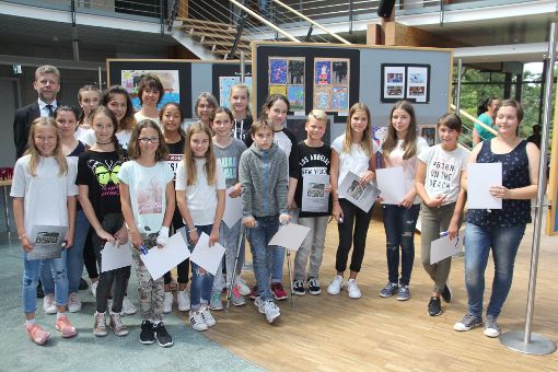 18 Schüler der Realschule Triberg holten sich beim 64. Europäischen Malwettbewerb einen Ortspreis.  Foto: Heinig Foto: Schwarzwälder-Bote