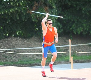 Patrick Schuler warf den Speer auf 50,86 Meter. Foto: Kara Foto: Schwarzwälder-Bote