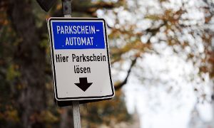 Wo parken  Kunden und Brückenbesucher  in Rottweil künftig? Foto: Reinhardt Foto: Schwarzwälder-Bote