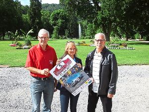 Der Kurpark von Bad Liebenzell wird  wieder das Ziel der Tiefenbronn Classic sein, wie (von links)  Ronald Reh, Kerstin Weiss und Hans-Werner Prokasky ankündigen. Foto: Stocker Foto: Schwarzwälder-Bote