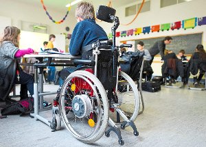 Barrierefreier Unterericht: Die Eingliederungshilfe für Schüler mit Behinderung in normalen Schulen kostet mehr als vom Land erstattet wird. Foto: Anspach