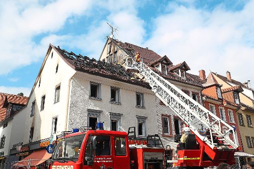 Das Ausmaß des Brandes in der Villinger Innenstadt wird am nächsten Tag deutlich.  Foto: Eich