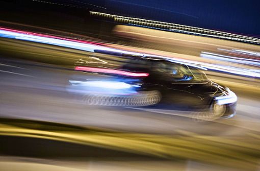 Ein illegales Autorennen sollen sich zwei 19-Jährige am Freitagabend in Biberach geliefert haben. Foto: Rumpenhorst