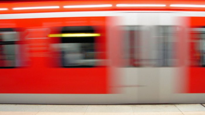 15. Oktober: 17-Jährige in S-Bahn angegrapscht
