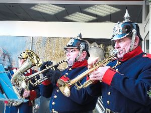 Traditionell umrahmten historisch uniformierte Musiker die Büttel-Rede.  Foto: Stocker Foto: Schwarzwälder-Bote