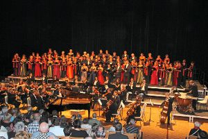 Der Liederkranz Schwenningen zog die Zuhörer am Wochenende beim Konzert in der französischen Partnerstadt Pontarlier in seinen Bann.  Foto: Bieberstein Foto: Schwarzwälder-Bote