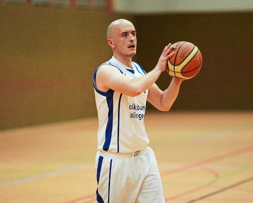 Führte die TSG-Basketballer zum Aufstieg: Spielertrainer Martin Scheuring.  Foto: Kara