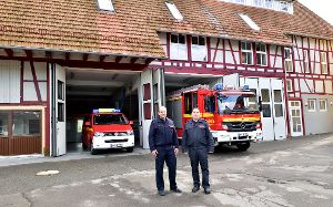 Abteilungskommandant Bernhard Müller und sein Stellvertreter Christian Koun freuen sich auf die Einweihung ihres Feuerwehrhauses. Fotos: Morlok Foto: Schwarzwälder-Bote