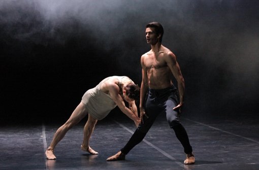 Szene aus Edward Clugs Ballett „No Men’s Land“ Foto: Stuttgarter Ballett