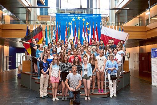 Schüler aus dem polnischen Kamienna Góra und Schramberg lernen gemeinsam das Europaparlament kennen.  Foto: Gymnasium Foto: Schwarzwälder-Bote