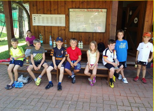 Waren gespannt: 18 Kinder nahmen am Ferienprogramm des Tennisclubs Schenkenzell teil. Foto: Verein Foto: Schwarzwälder-Bote