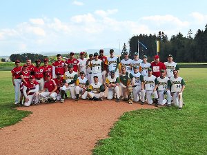 Ein würdiges Saisonfinale feierten die Villingendorf Cavemen mit befreundeten Baseball-Spielern. Foto: Hauser Foto: Schwarzwälder-Bote