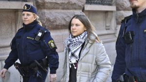 Aktivistin Thunberg wurde von Beamten abgeführt. Foto: dpa/Samuel Steén