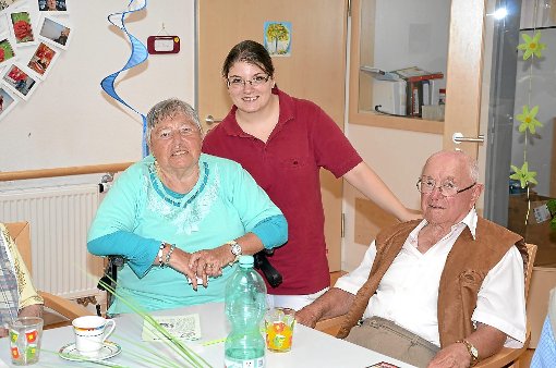 Fabiana Carota (Mitte) – Altenpflegerin ist für sie der Traumberuf.  Foto: Baiker Foto: Schwarzwälder-Bote