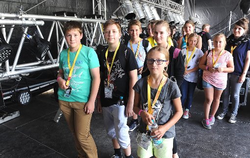Ein besonderer Einstieg beim Sommerferienprogramm: Einige Kids bekamen Einblicke hinter die Kulissen des Mini-Rock-Festivals Foto: Hopp Foto: Schwarzwälder-Bote