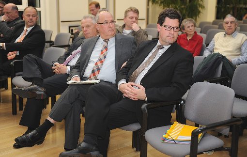 Uneinige Oberbürgermeister: Julian Osswald (linkes Bild, rechts) und Peter Rosenberger boten sich ein Rededuell. Foto: Hopp