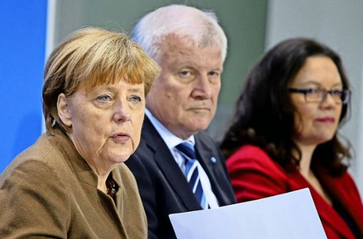 Das Führungstrio der großen Koalition – Angela Merkel, Horst Seehofer und Andrea Nahles (v. li.) – hat unruhige Wochen vor sich.  Foto: AP