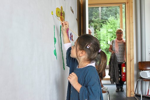 Kinder können in der Jugendkunstschule schon  früh an die Kunst herangeführt werden.                                                                        Foto: Geisel Foto: Schwarzwälder-Bote
