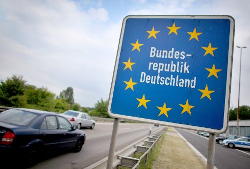 Sogenannte Reichsbürger oder Reichsdeutsche bringen solchen Schildern zum deutschen Rechtsstaat  nach eigenem Bekunden wenig Sympathie entgegen.  Foto: Berg