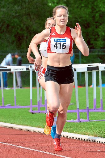 Bei der weiblichen U 18 stellt sich Kim Penz (TSG Balingen) über 800 und 1500 Meter der Konkurrenz.  Foto: Jessen