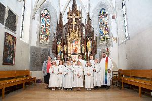 Die Kinder aus Starzach feierten am Sonntag ihren großen Tag der heiligen Erstkommunion.  Foto: privat