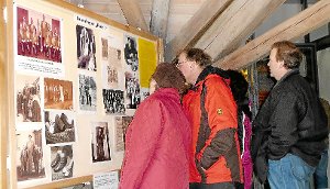 Die Ausstellung über den Dunninger Riesen Walter Straub stößt auf großes Interesse. Foto: privat Foto: Schwarzwälder-Bote