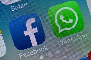 Facebook hat den Kauf von WhatsApp nun endgültig perfekt gemacht. Foto: dpa