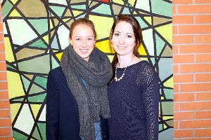 Kathrin Parthie (links) und Susanne Butscher absolvieren ein Praktikum an der Blumberger Realschule. Foto: Baltzer Foto: Schwarzwälder-Bote