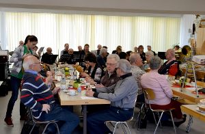 Die Ehrenmitglieder des Musikvereins Lauffen treffen sich  Probenlokal.  Foto: Reinhardt Foto: Schwarzwälder-Bote
