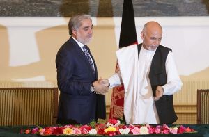 Aschraf Ghani (rechts) wurde in Afghanistan zum Präsidenten erklärt.  Foto: EPA