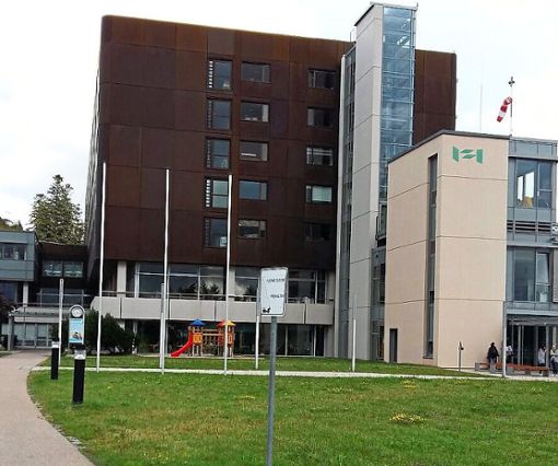 Ab Samstag für  fast alle Besucher dicht: Krankenhaus Freudenstadt.  Foto: Müller