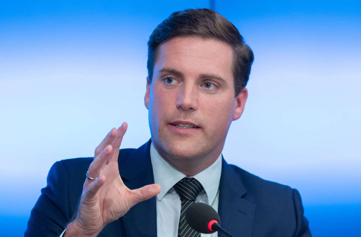 Konservativ und  entschieden  gegen eine  Rückkehr zur Atomkraft   – so hat sich der CDU-Fraktionschef Manuel Hagel im Sommerinterview präsentiert. Foto: dpa/Bernd Weißbrod